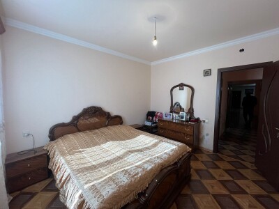 Կոդ BA-7971  Վաճառվում է բնակարան