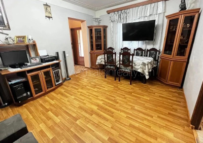 Code BS-1316. Apartment for sale