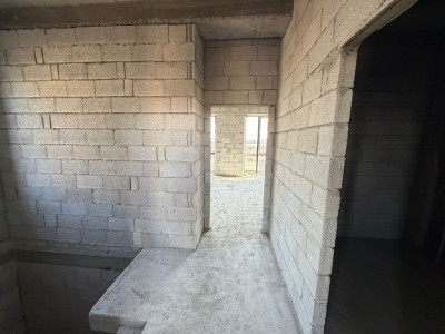 Code AA-8833 – Newly built private houses for sale