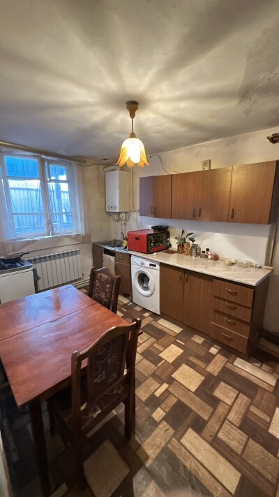 Կոդ AA-3735  Վաճառվում է առանձնատուն