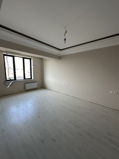 Կոդ AA-0304  Վաճառվում է  նորակառույց առանձնատուն