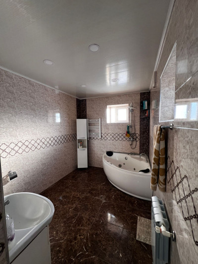 Code AS-2585 – House for sale