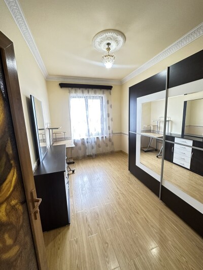 Կոդ BA-3631  Վաճառվում է բնակարան