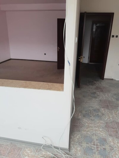 Կոդ BA-8045  Վաճառվում է բնակարան