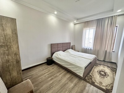 Կոդ AS-1033   Վաճառվում է երկհարկանի առանձնատուն