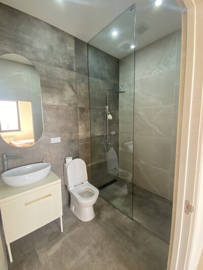 Կոդ AE-2737 Վաճառվում է  նորակառույց առանձնատուն