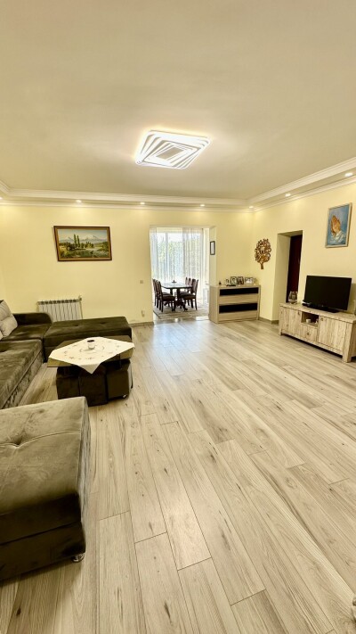 Կոդ AA-2550 Վաճառվում է առանձնատուն