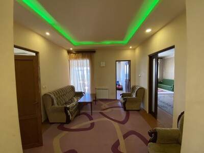 Կոդ  AS-1558   Վաճառվում է առանձնատուն