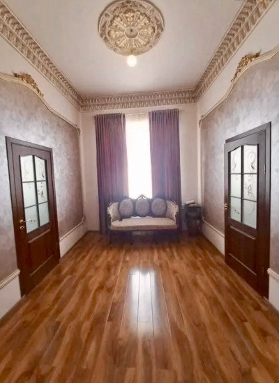 Code BA-4470 – Apartment for sale