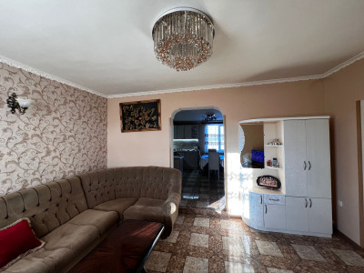 Code AS-2585 – House for sale