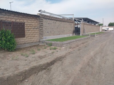 Code KH-4142, A running business for sale.