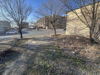 Կոդ KS-0009  Վաճառվում է կոմերցիոն տարածք