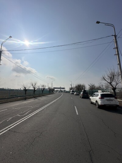 Code KA-7781. A plot of land is for sale.