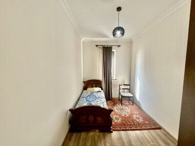 Code AA-6618, a house for sale.