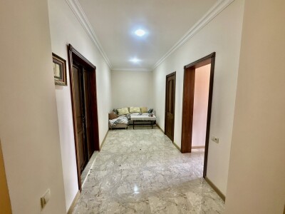 Code AA-6618, a house for sale.