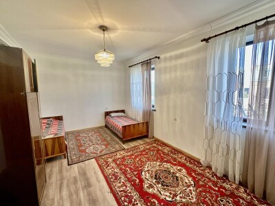 Code AA-6618, a house for sale.