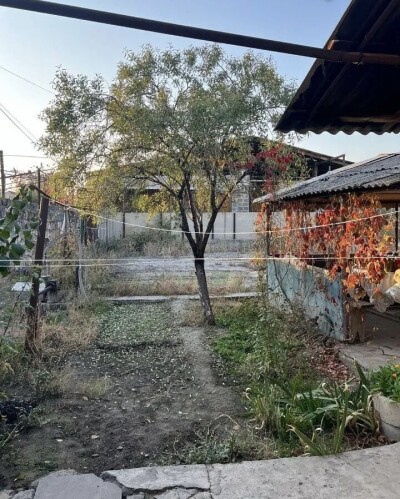 Code AA-8075, a house for sale.