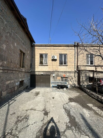 Code AA-3635, a house for sale.