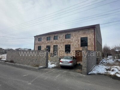 Կոդ AA-1145  Վաճառվում է առանձնատուն