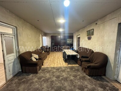 Code AA-7761, A house for sale.