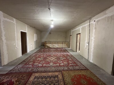 Code AA-8884, A house for sale.