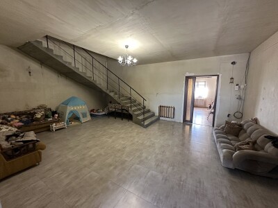 Code AA-8884, A house for sale.