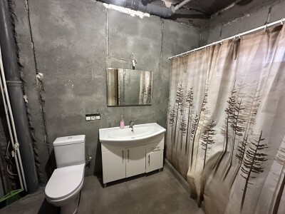 Code AA-8884, A house for sale.