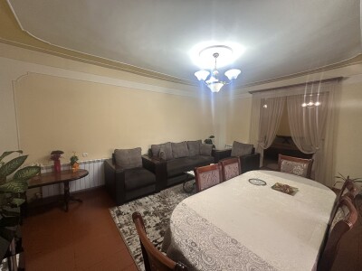 Code AS-8752, A private house for sale.