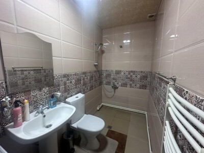 Code AS-8752, A private house for sale.