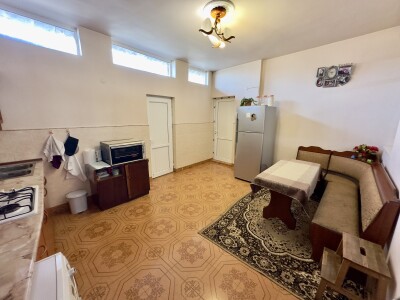 Code AA-2556, a house for sale.