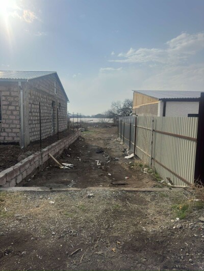 Code HA-4428. A plot of land is for sale.