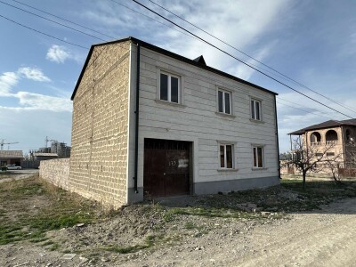 Code AA-3424, a house for sale.