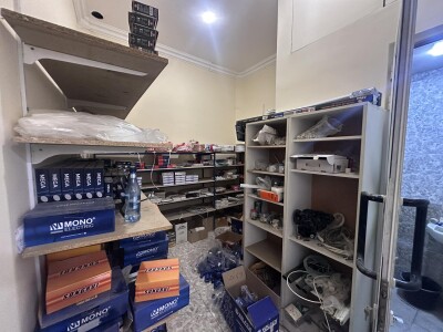 Code KS-8896 Commercial Property for Sale.