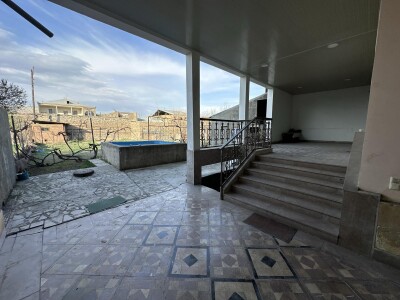 Code AA-7366, a house for sale.