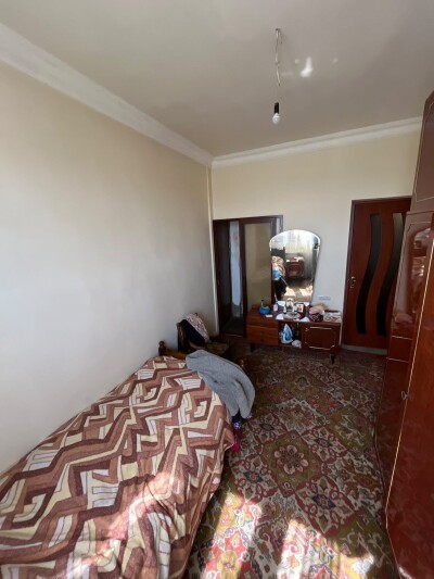 Code BA-9887. Apartment for sale.