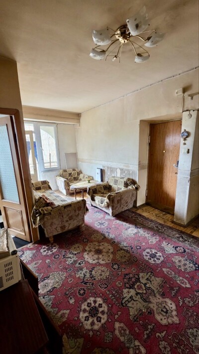 Code BA-8801. Apartment for sale.