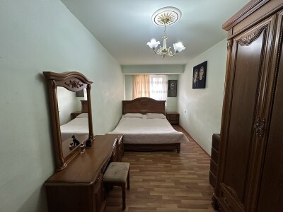 Code BA-6176. Apartment for sale.