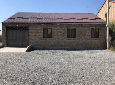 Code AS-2049. A house for sale.