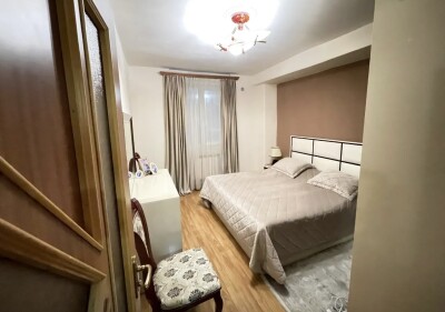 Code BA-3353. Apartment for sale