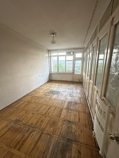 Code BA-6459. Apartment for sale