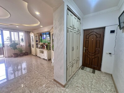 Code BS-1122. Apartment for sale