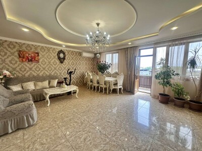 Code BS-1122. Apartment for sale