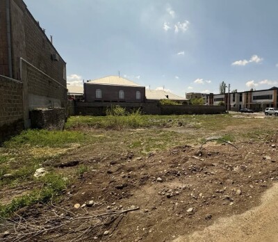 Code HA-4343 A plot of land is for sale.