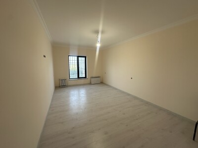 Կոդ AA-1145  Վաճառվում է առանձնատուն