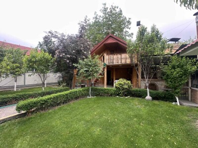 Code AE-1919 A house for sale.