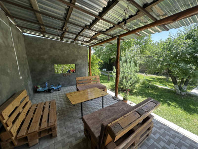 Code AA-0604 A house for sale.