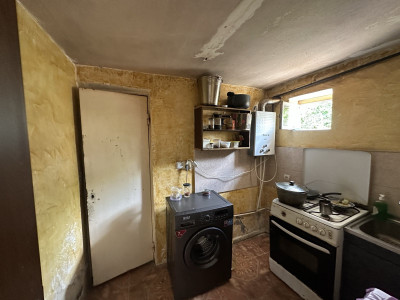 Code AA-6263. House for sale.