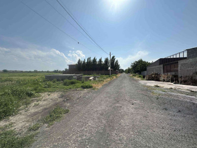Code HA-1226. A plot of land is for sale.
