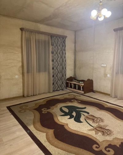 Code AA-3997. House for sale.