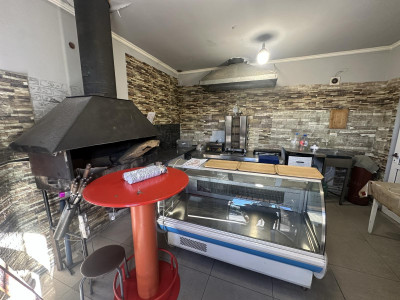 Code KA-3301. Commercial property for sale.